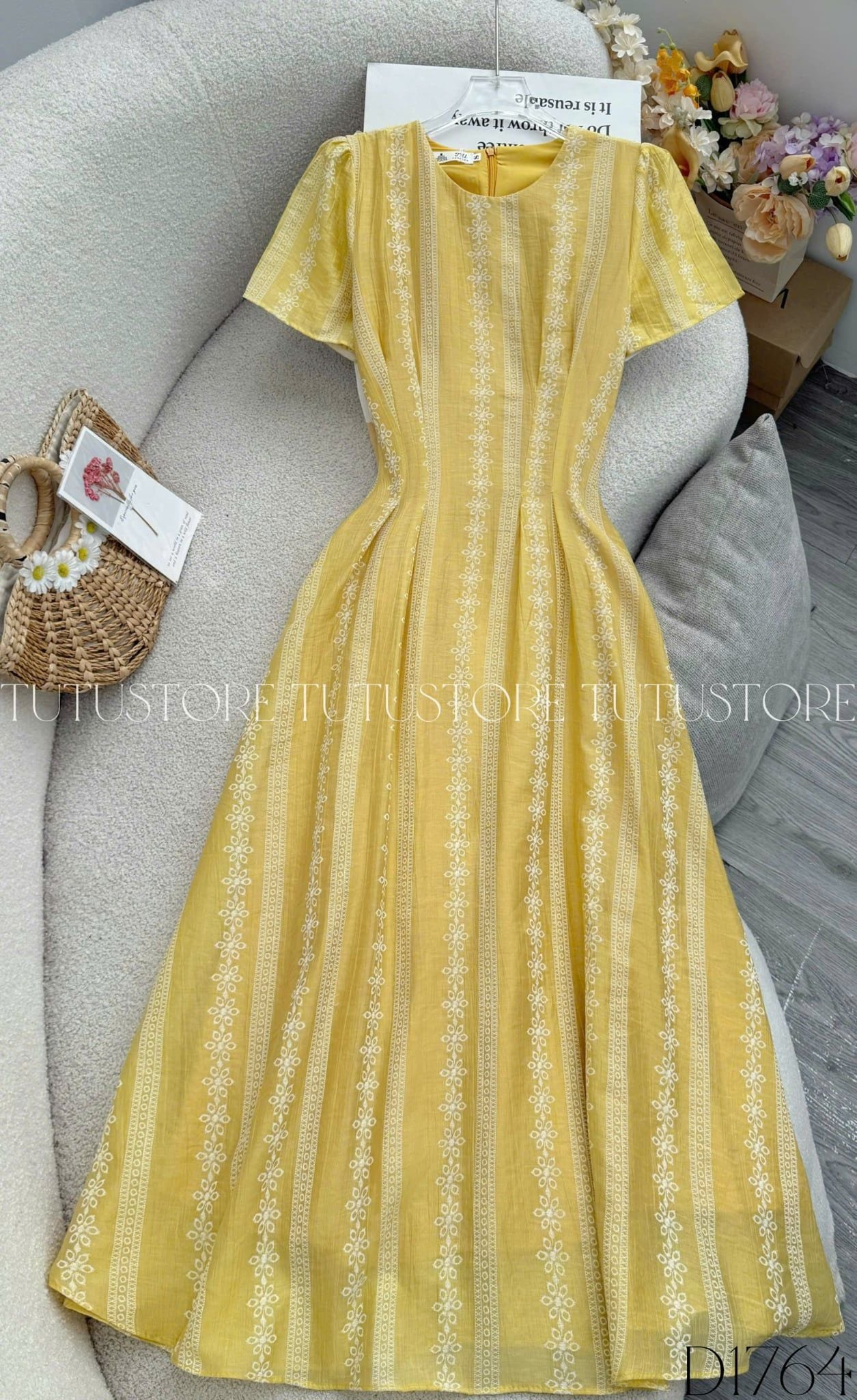 Đầm Thiết Kế Cổ Tròn Dáng Xòe Đi Chơi TuTu Store Mã D1764