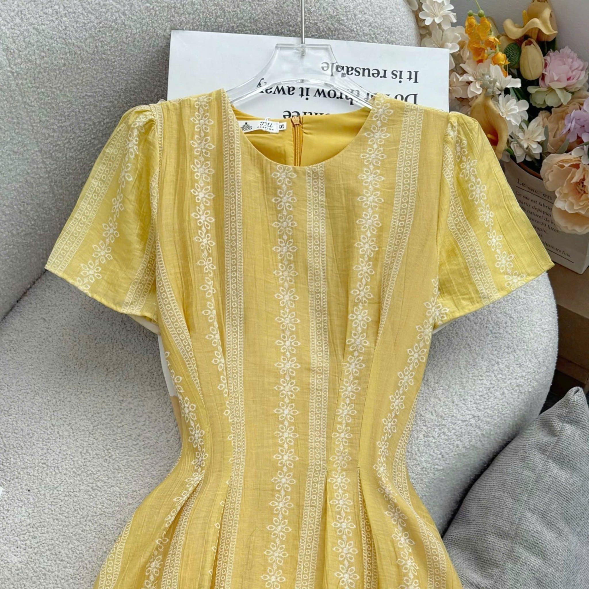 Đầm Thiết Kế Cổ Tròn Dáng Xòe Đi Chơi TuTu Store Mã D1764