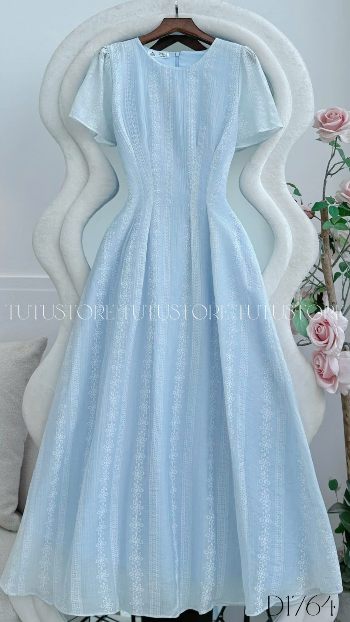 Đầm Thiết Kế Cổ Tròn Dáng Xòe Đi Chơi TuTu Store Mã D1764