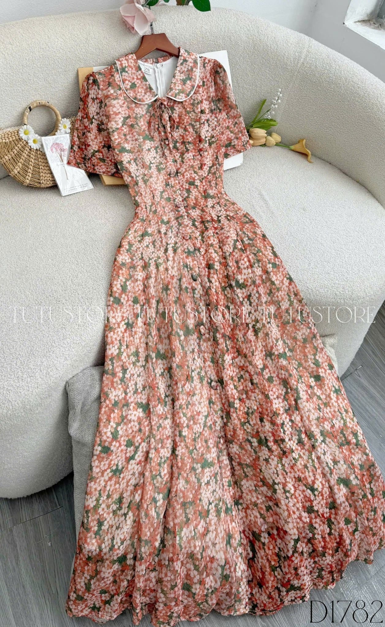Đầm Hoa Thiết Kế Cổ Tròn Dáng Xòe Nhẹ Nhàng Đi Chơi TuTu Store Mã D1782