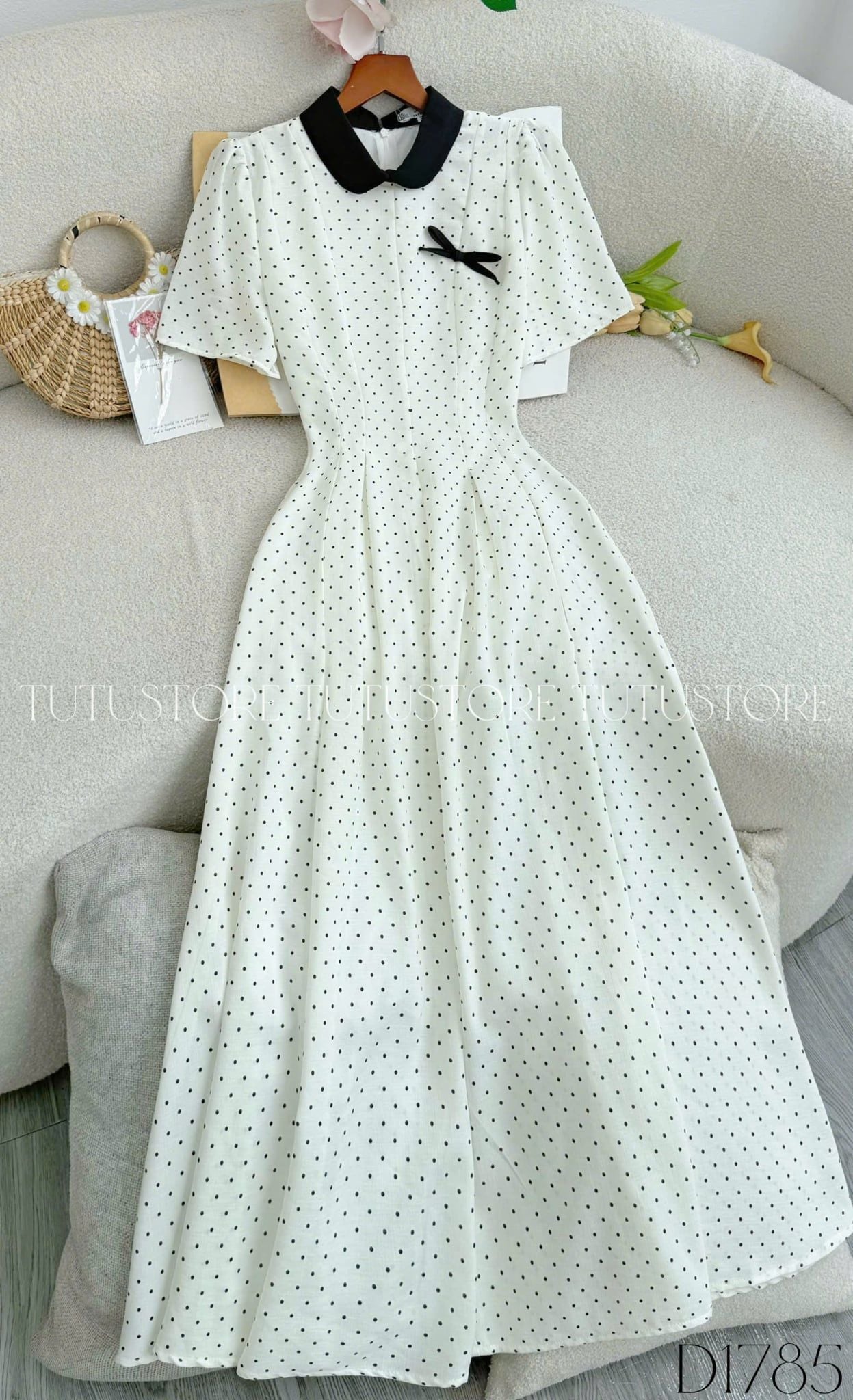 Đầm Thiết Kế Cổ Tròn Chấm Bi Dáng Xòe Dài Đi Tiệc TuTu Store Mã D1785