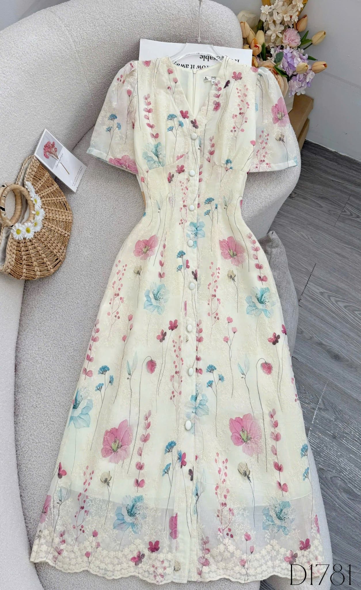 Đầm Hoa Thiết Kế Cổ Tim Dáng A Đi Chơi TuTu Store Mã D1781