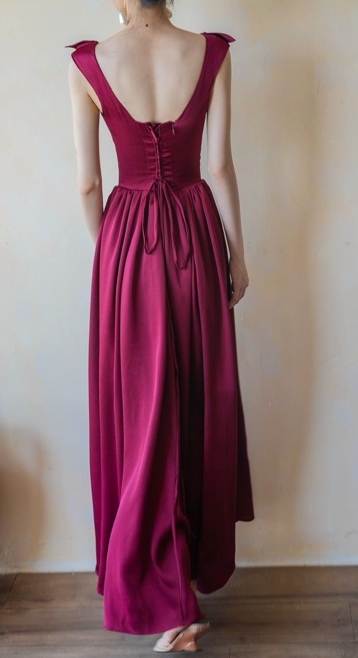  Freya Dress - Đầm Corset Lụa Cổ V Nút Bọc G002 