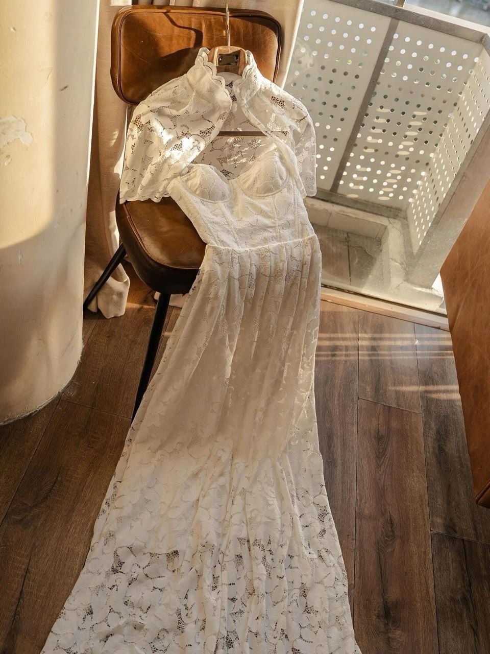  Blaire Set - Đầm Corset 2 Dây Kèm Áo Choàng D0155 