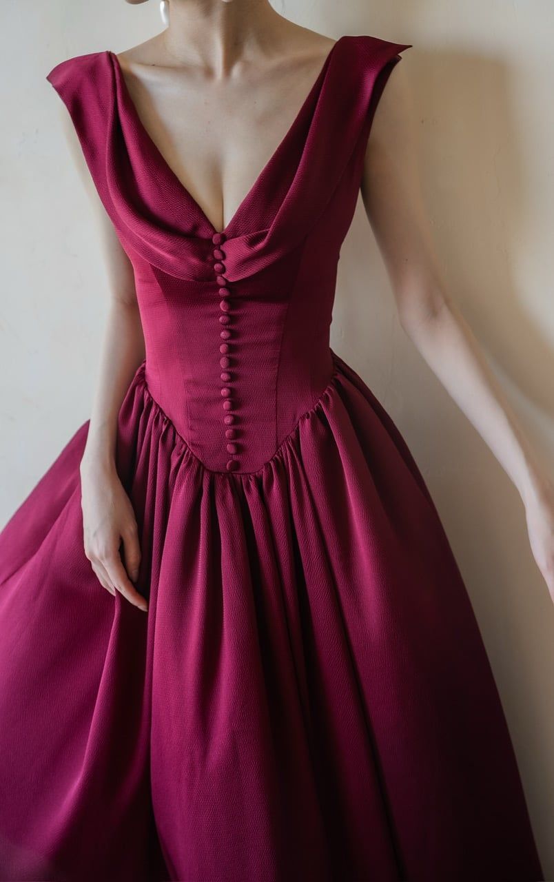  Freya Dress - Đầm Corset Lụa Cổ V Nút Bọc G002 