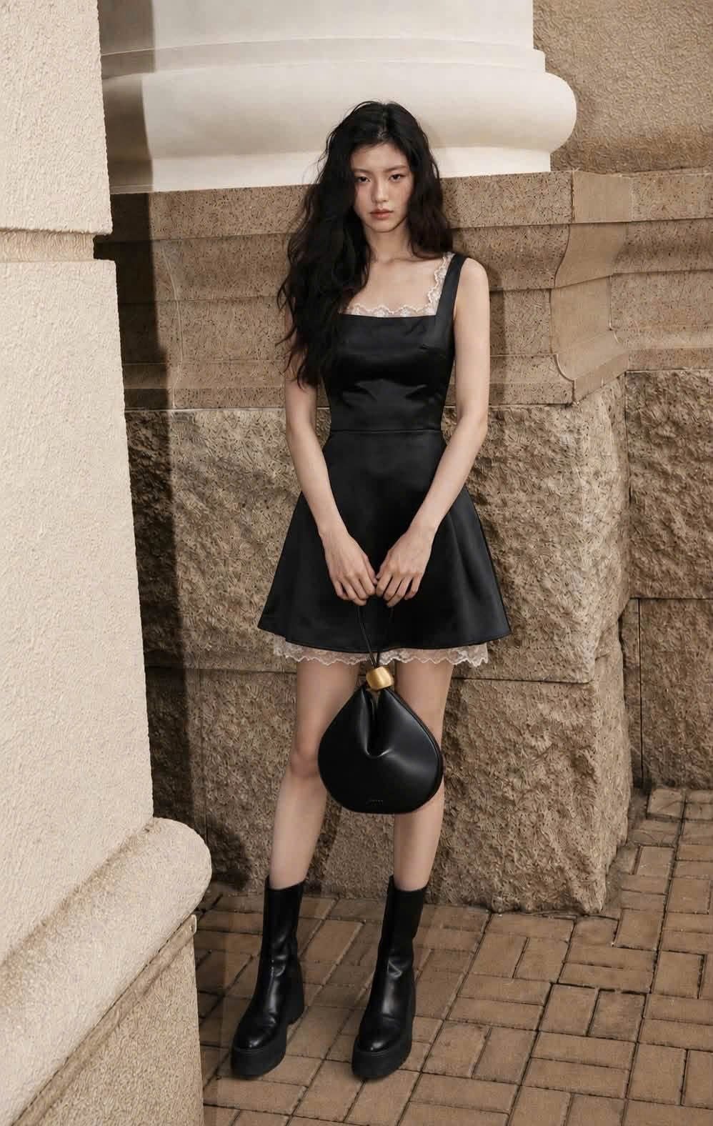  Vivid  - Đầm Lụa Thiết Kế 