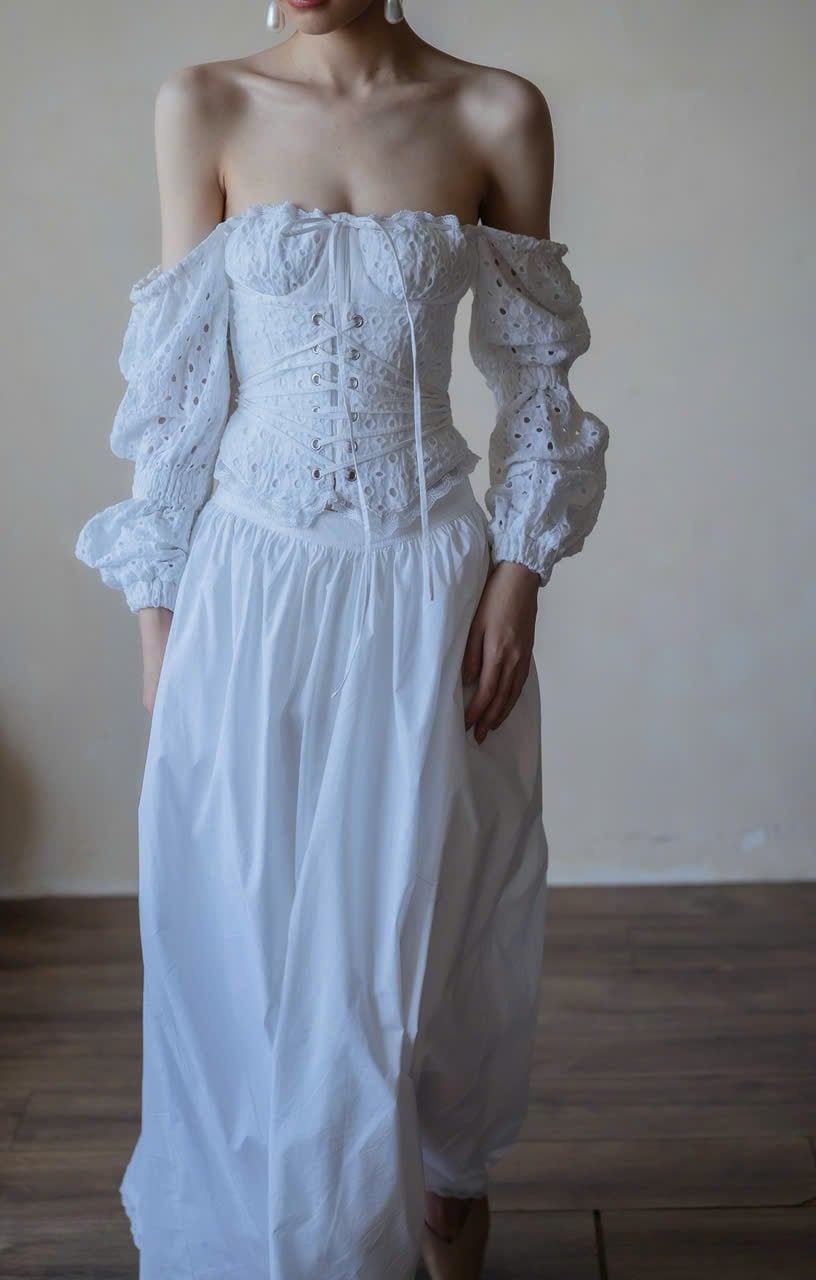  Eirene Set - Set Áo Corset Ren Và Chân Váy Thiết Kế 