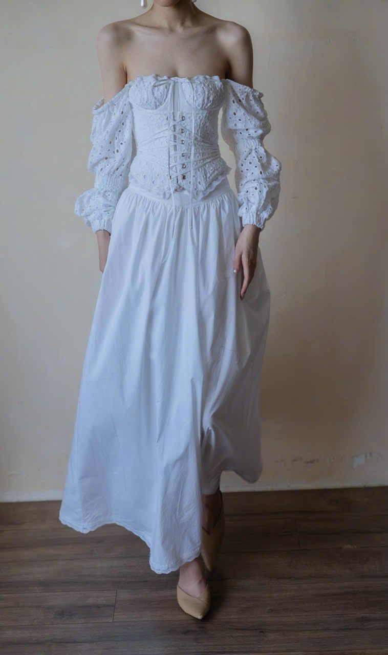  Eirene Set - Set Áo Corset Ren Và Chân Váy Thiết Kế 