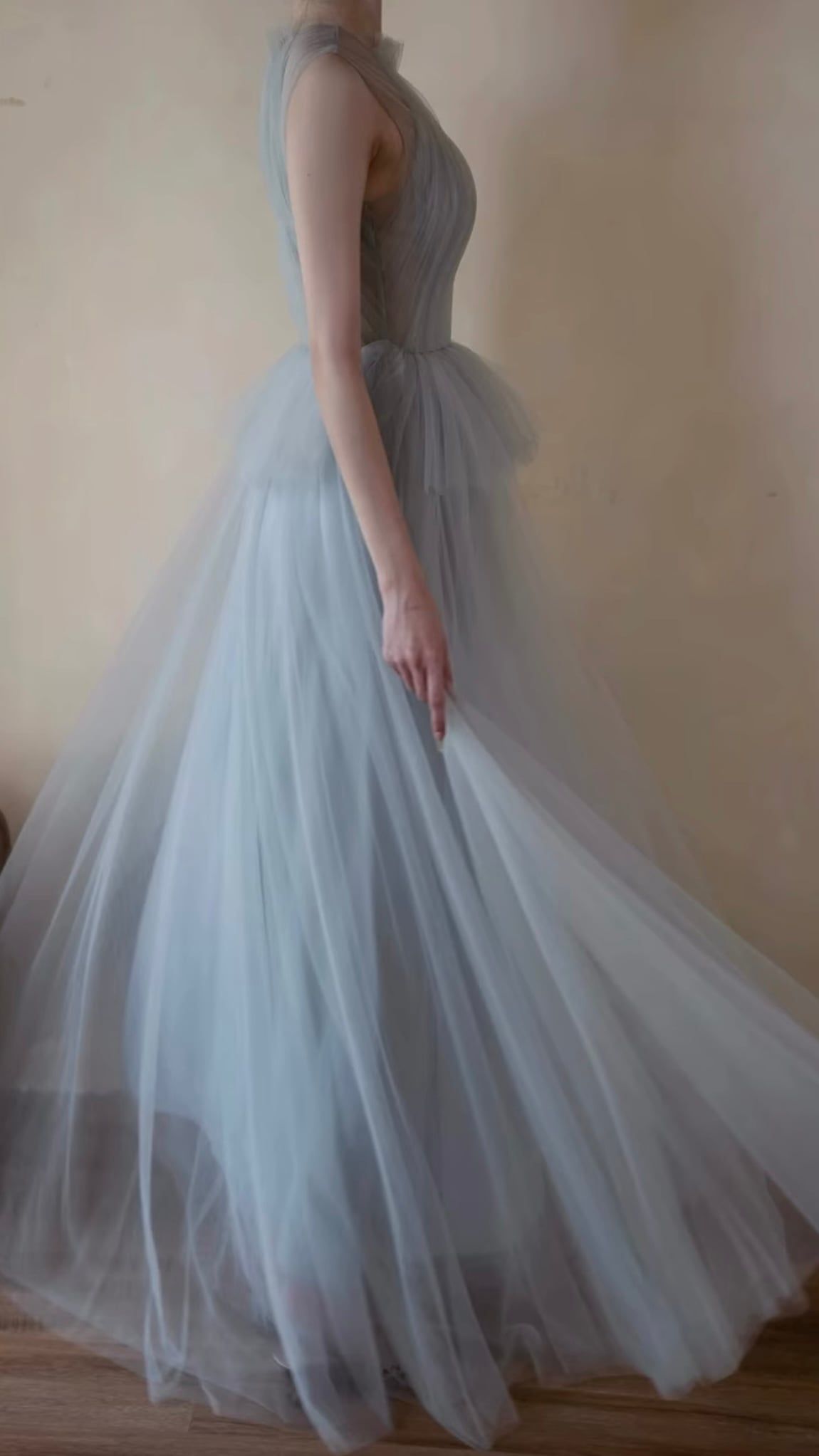  Eos Dress - Đầm Thiết Kế Không Tay 