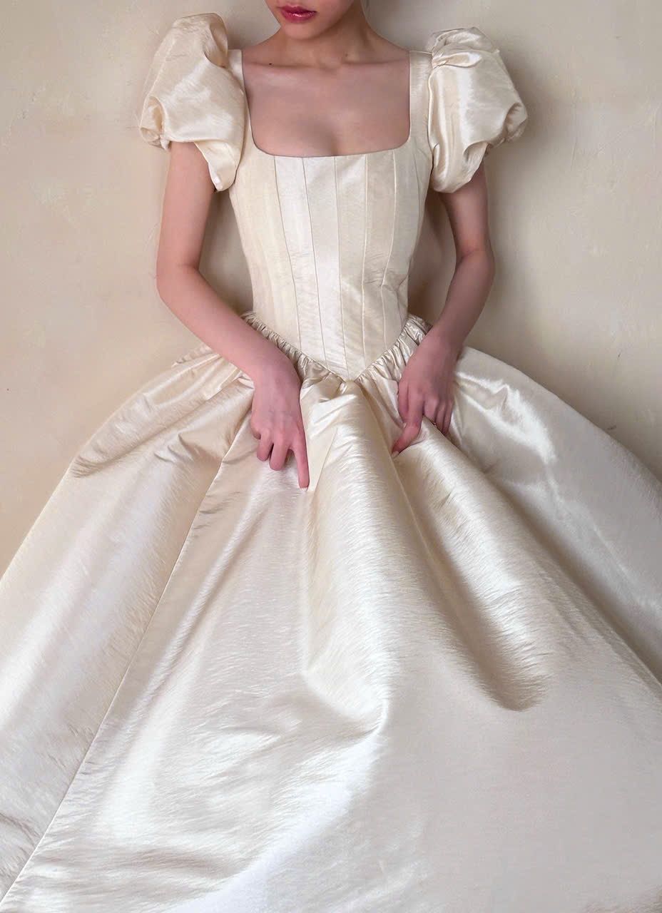  Ivory Sonata Dress - Đầm Corset Tay Phồng Thiết Kế D0161 