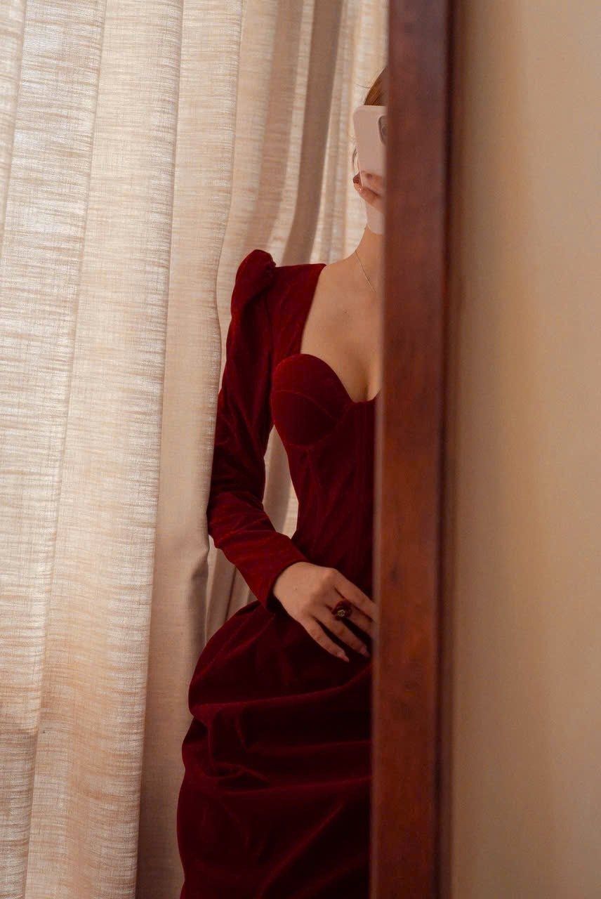  Aisle Dress - Đầm Cúp Ngực Tay Dài Thiết Kế 