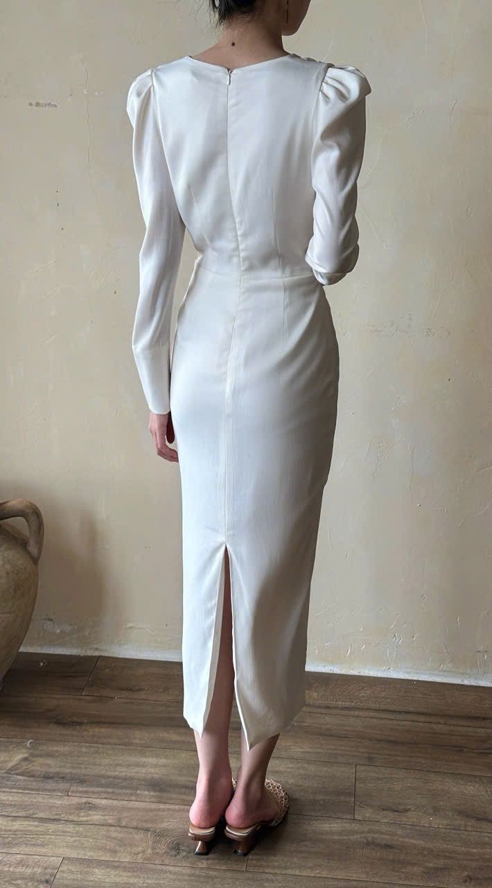  Jasper Dress - Đầm Cổ V Tay Dài D0151 