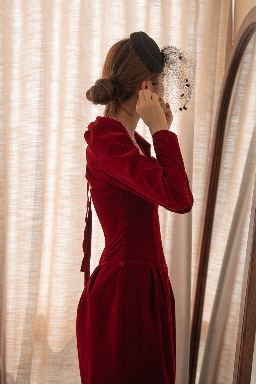  Aisle Dress - Đầm Cúp Ngực Tay Dài Thiết Kế 