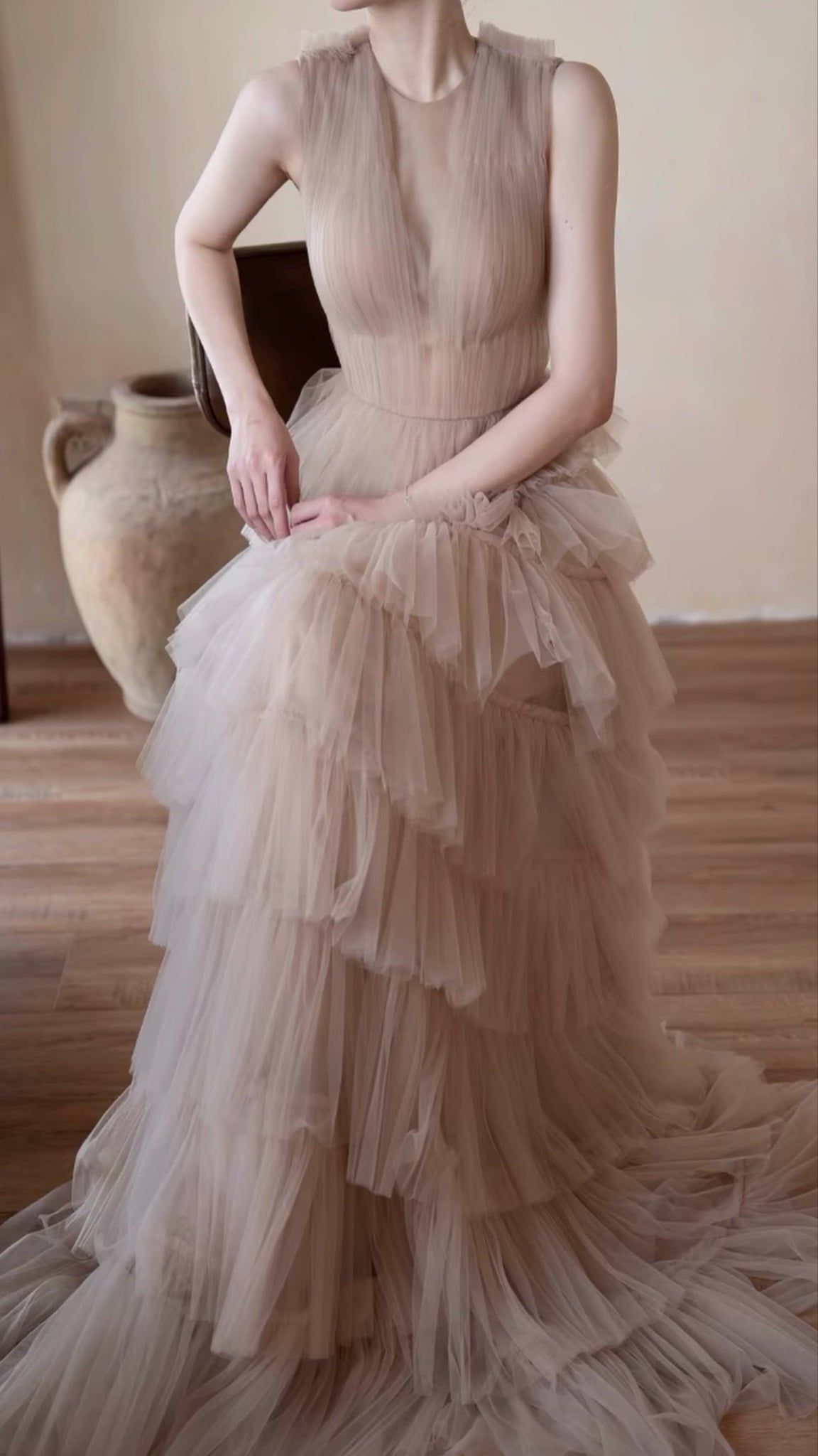  Aphrodite Dress - Đầm Thiết Kế Nhiều Tầng 