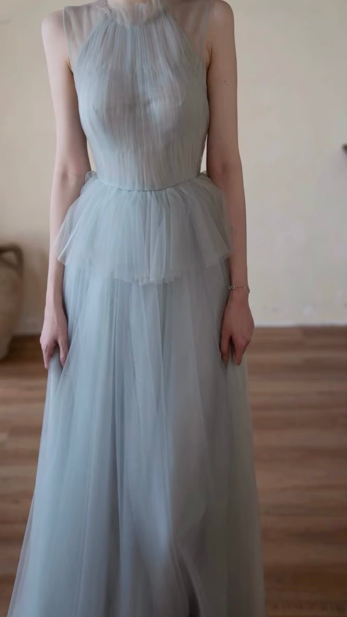  Eos Dress - Đầm Thiết Kế Không Tay 