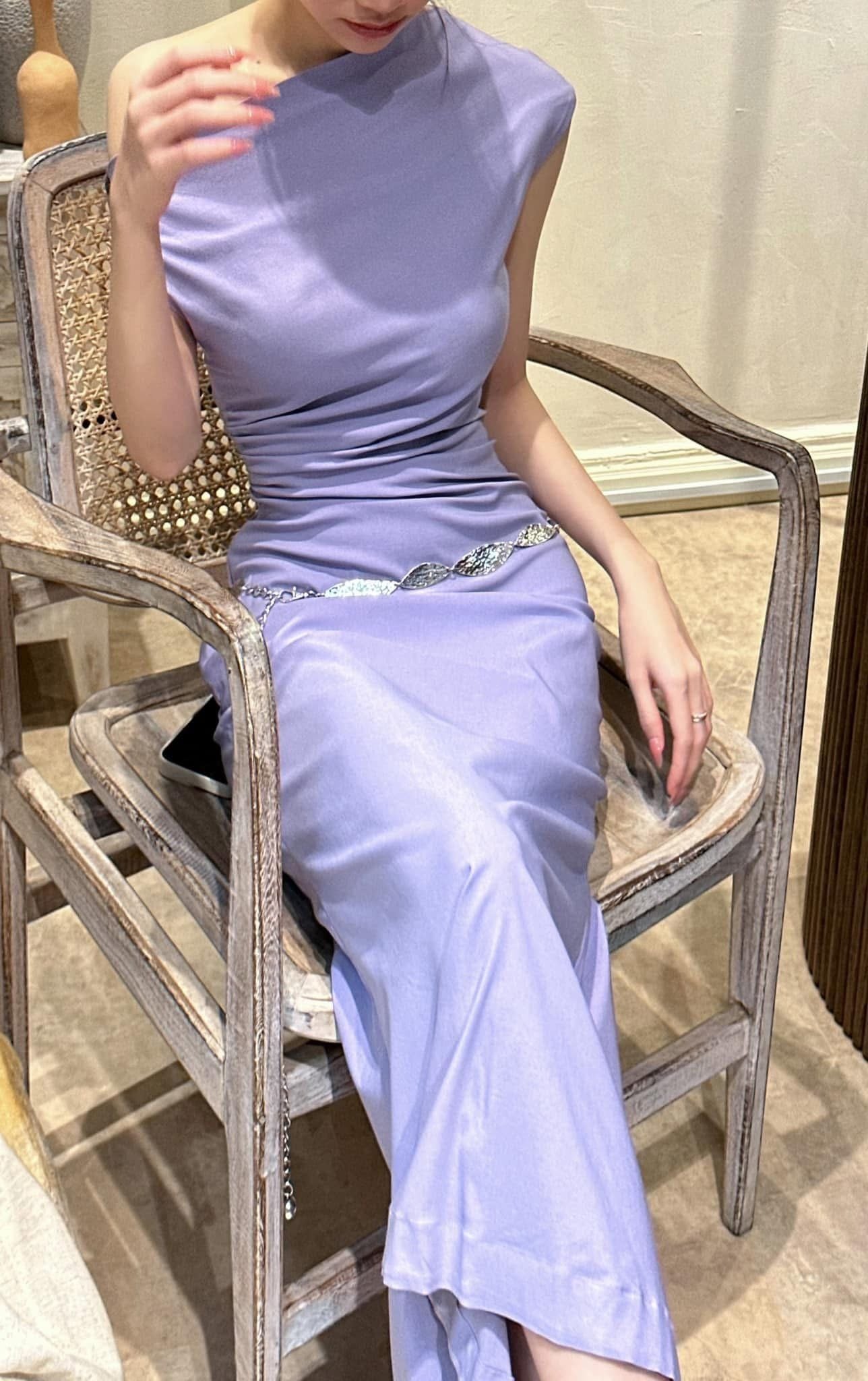  Zoey Dress - Đầm Lệch Vai Nhấn Eo D982 