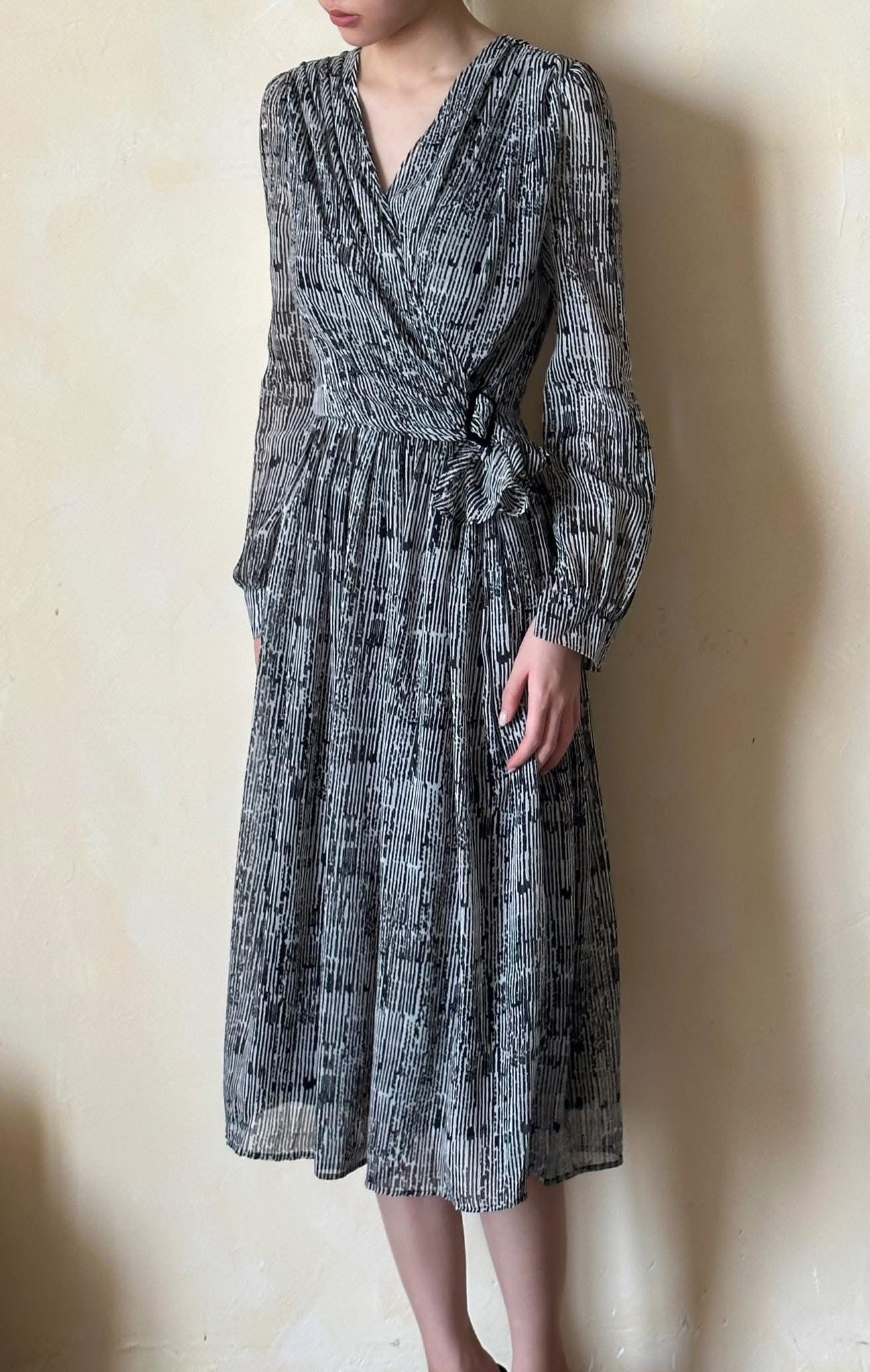  Dolia Dress - Đầm Cổ V Tay Dài L05 