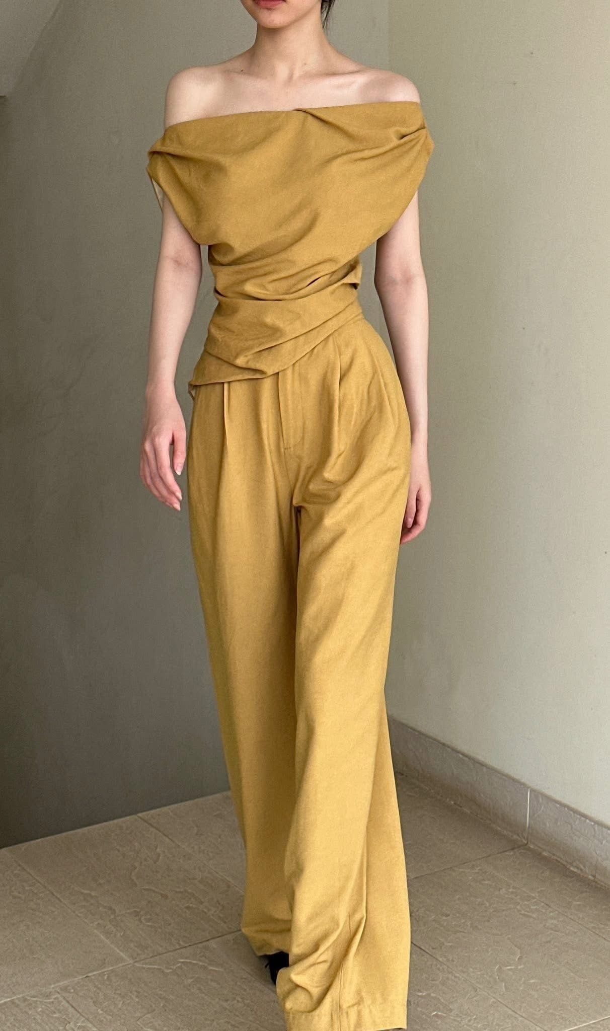  Jesse Set -  Set Áo Trễ Vai Và Quần Ống Suông L72 