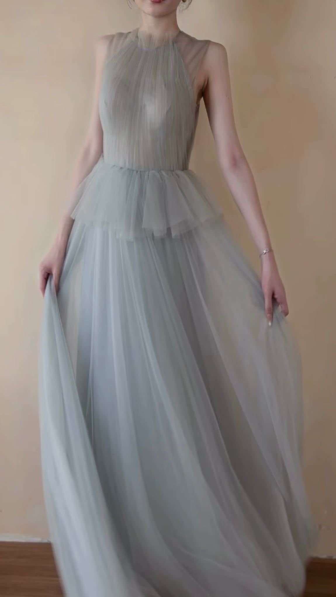  Eos Dress - Đầm Thiết Kế Không Tay 