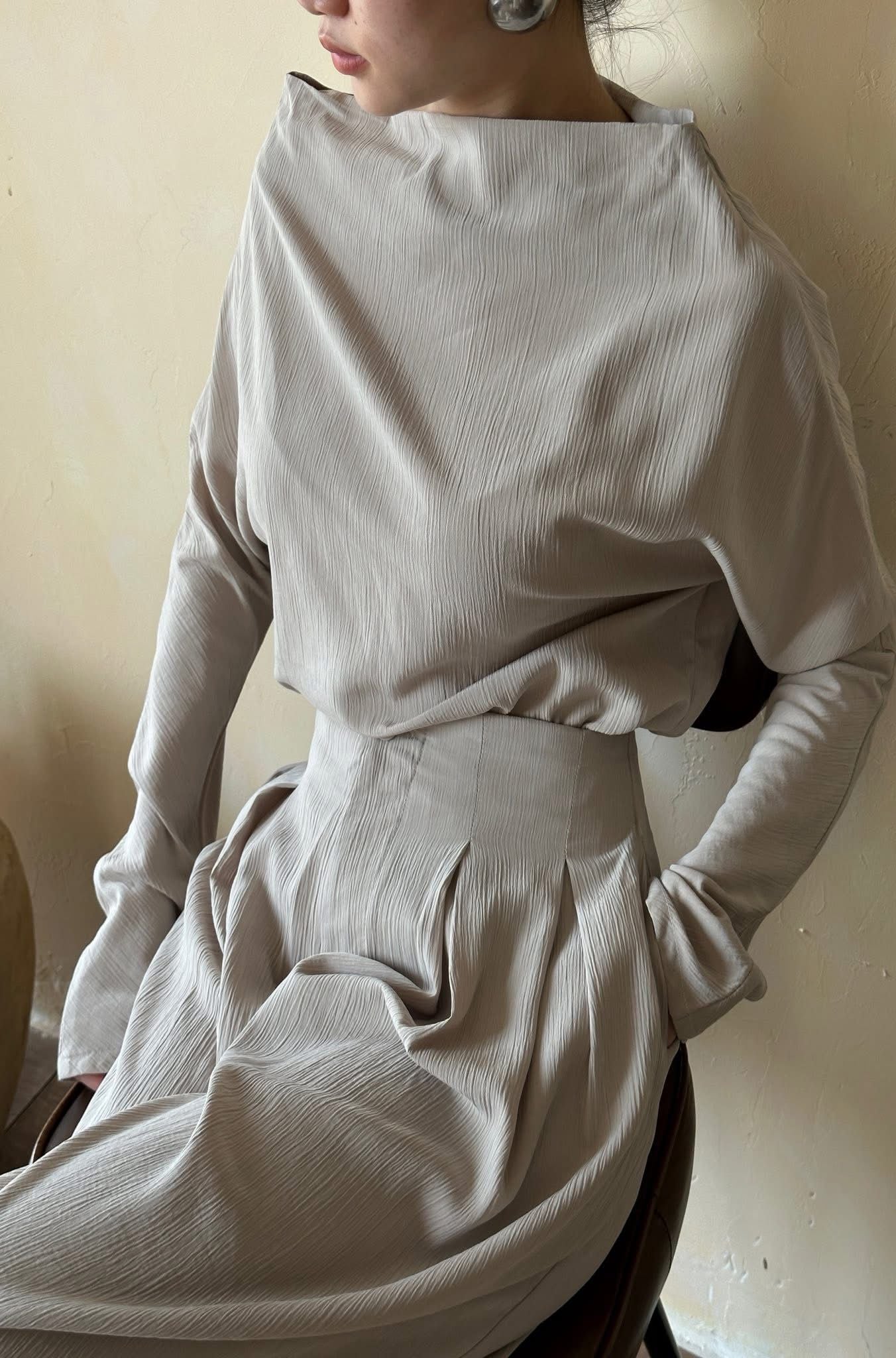  Ophelia Set - Set Áo Trễ Vai Và Quần Suông 