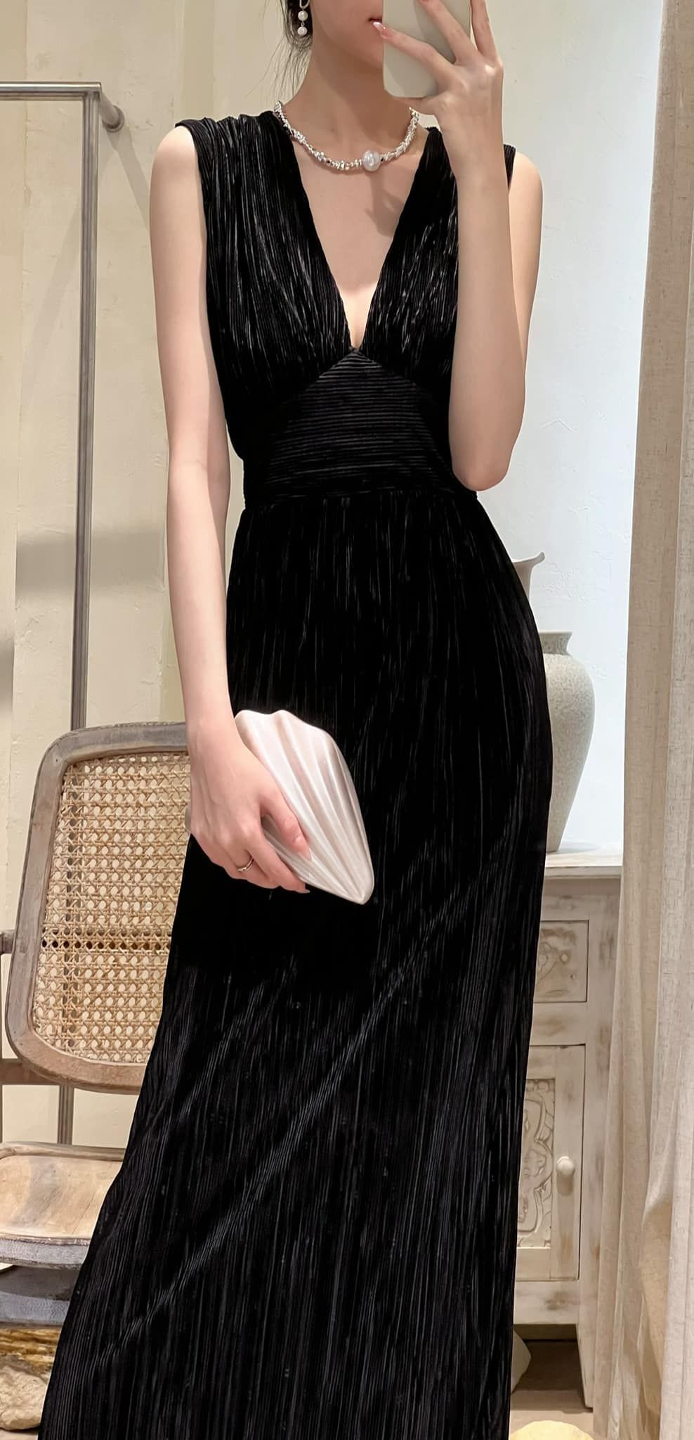  Noir Dress - Đầm Dập Li Dáng Dài L112 