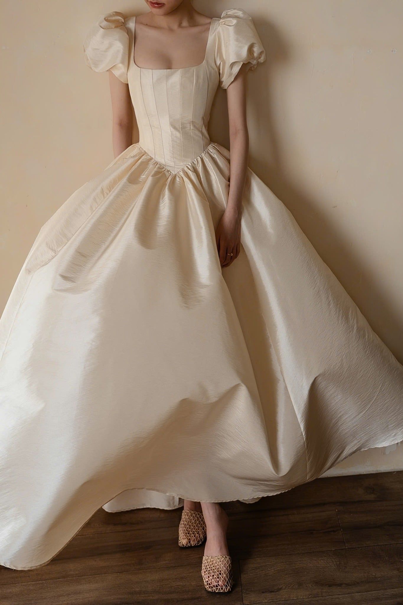  Ivory Sonata Dress - Đầm Corset Tay Phồng Thiết Kế D0161 