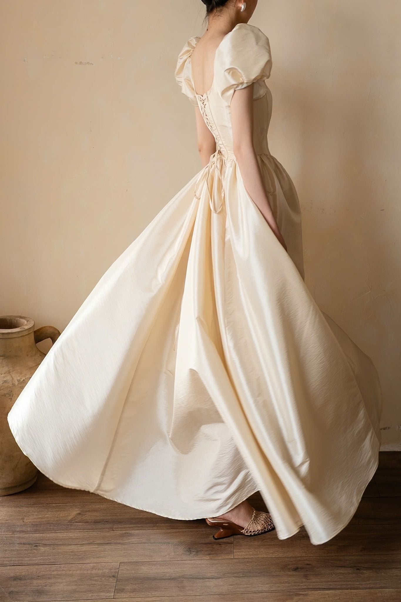  Ivory Sonata Dress - Đầm Corset Tay Phồng Thiết Kế D0161 