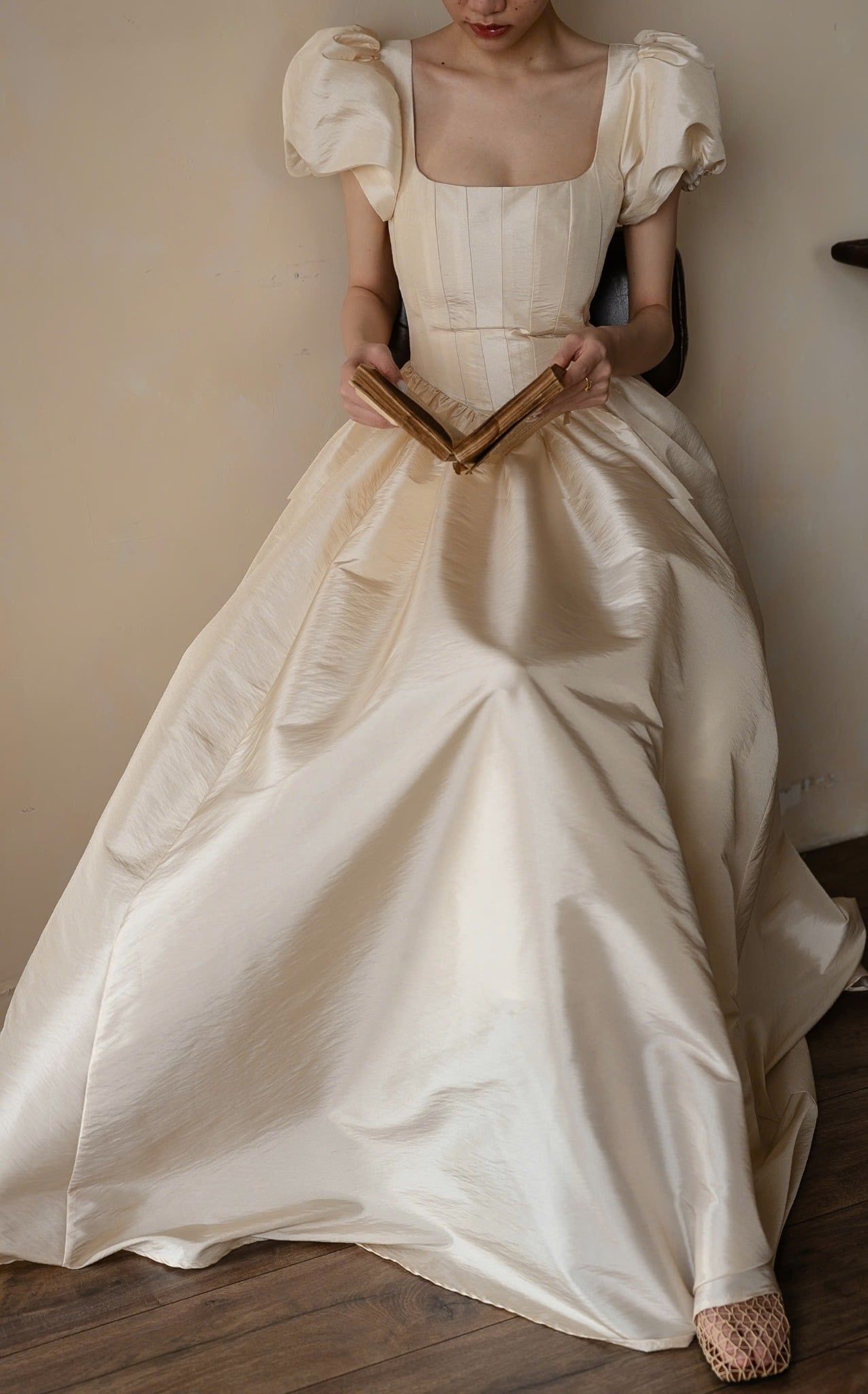  Ivory Sonata Dress - Đầm Corset Tay Phồng Thiết Kế D0161 