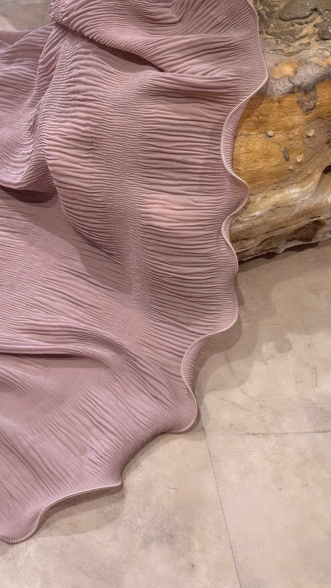  Aveline dress - Đầm Cổ Yếm Hở Lưng Thiết Kế 
