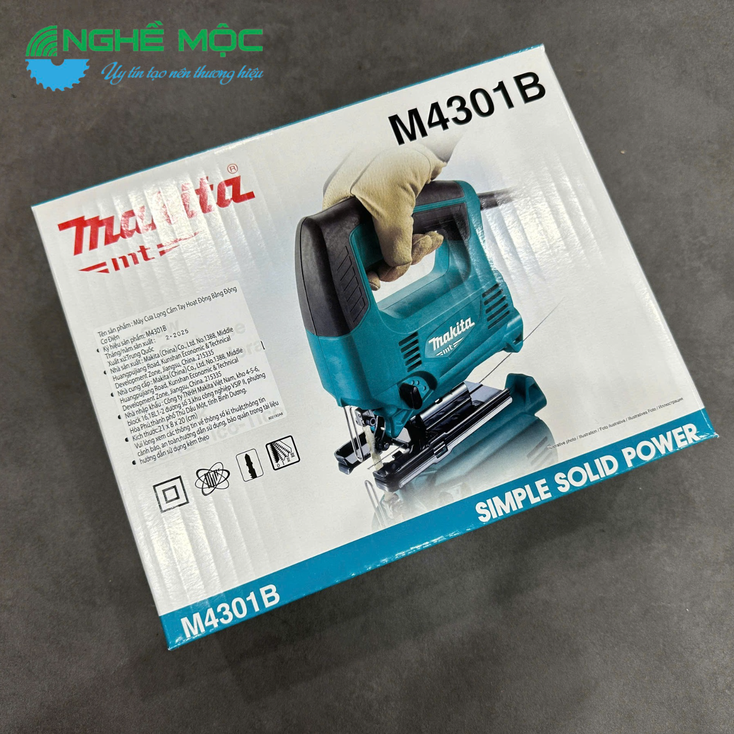 Máy cưa lọng Makita M4301B