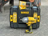 DCF897 Dewalt
