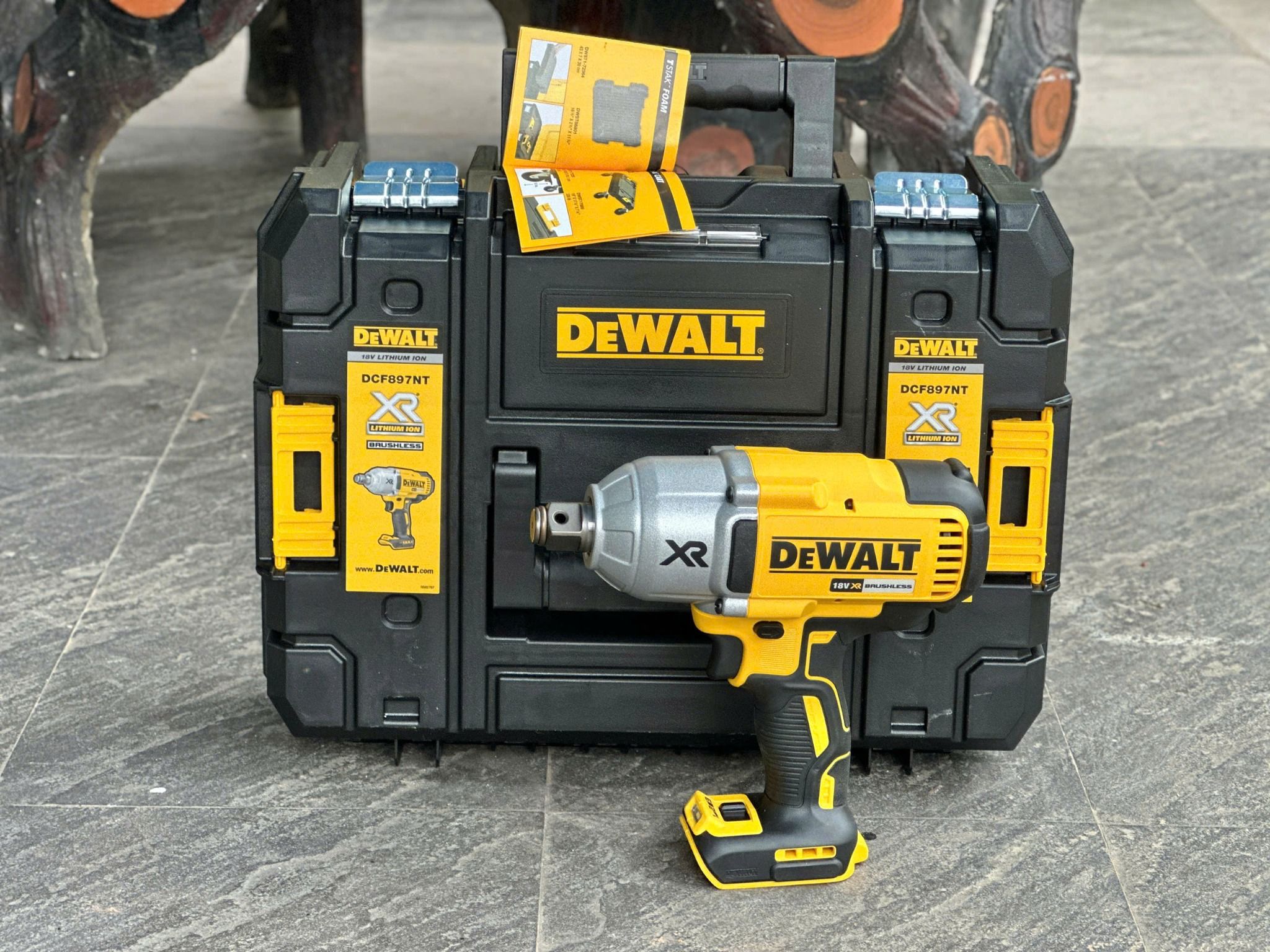 DCF897 Dewalt