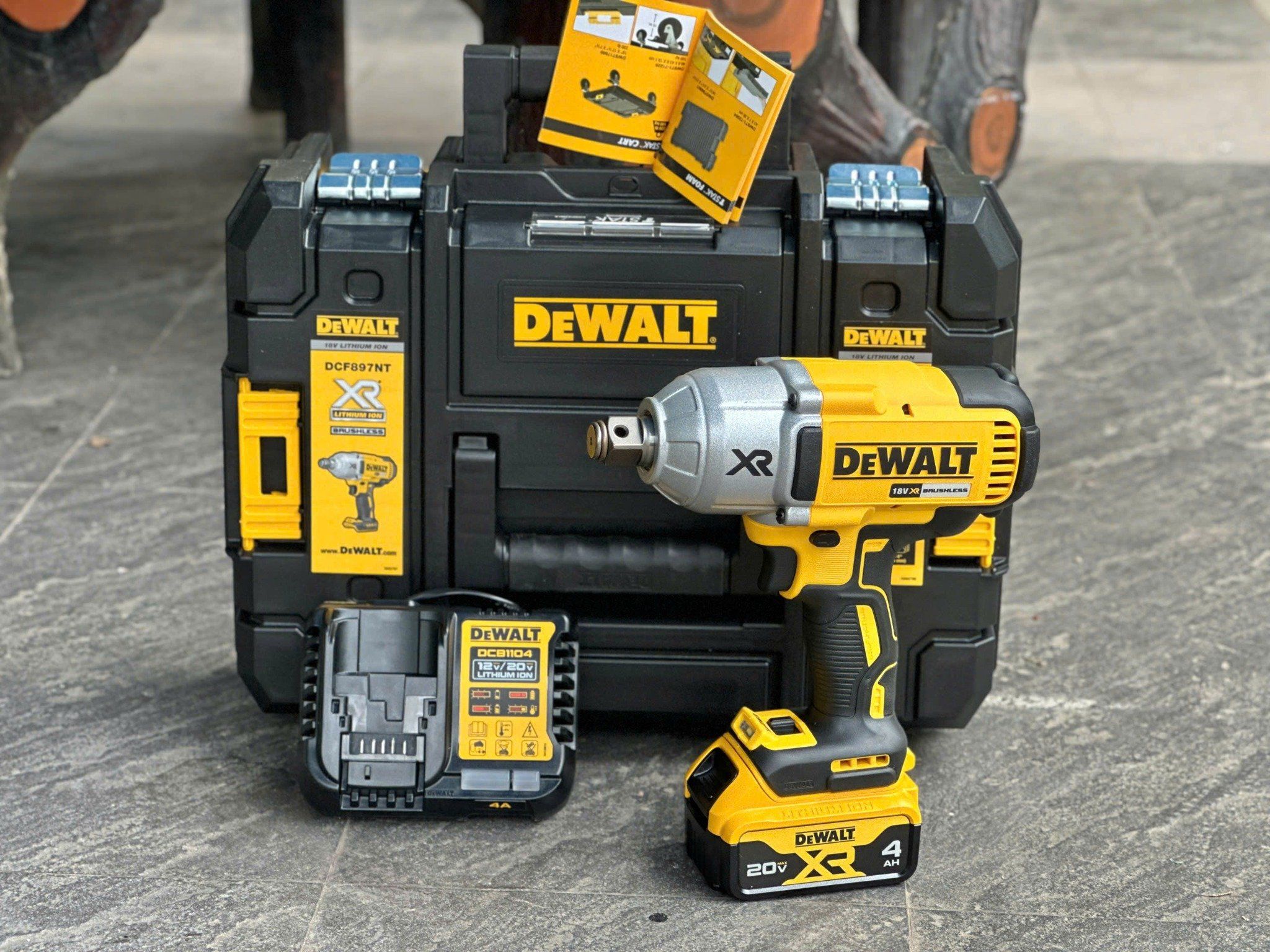 DCF897 Dewalt