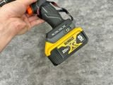 https://nghemoc.vn/products/may-siet-bulong-dung-pin-20v-dekton-d20-iw550pro-chan-pin-dewalt