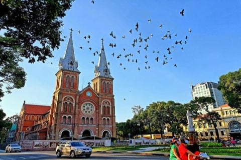 VIETNAM LUXURY TOURS FROM THE USA | 2026 & 2028