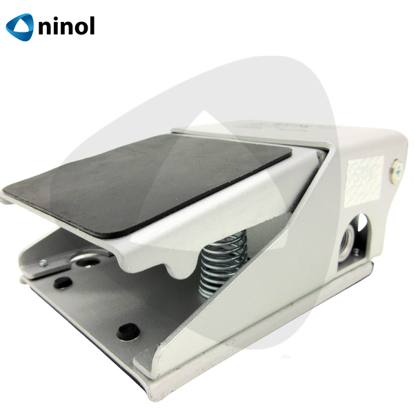 Van đạp chân STNC TG