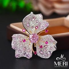 Cài Áo Nữ Meri Luminous Bloom