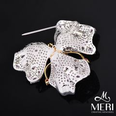 Cài Áo Nữ Meri Luminous Bloom