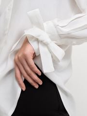 Áo Sơ Mi Tay Áo Phối Nơ