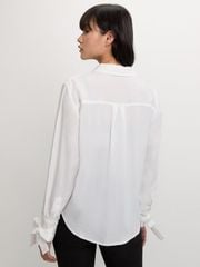 Áo Sơ Mi Tay Áo Phối Nơ