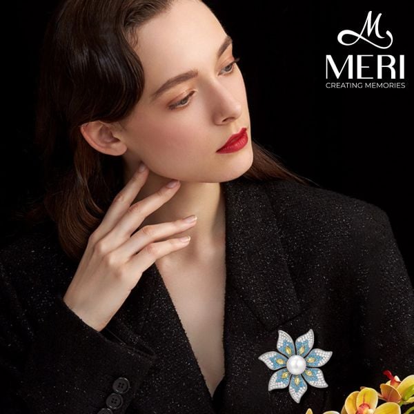 Cài Áo Nữ MERI Blue Blossom