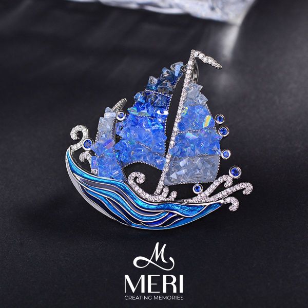 Cài Áo Nữ MERI Blue Sailboat