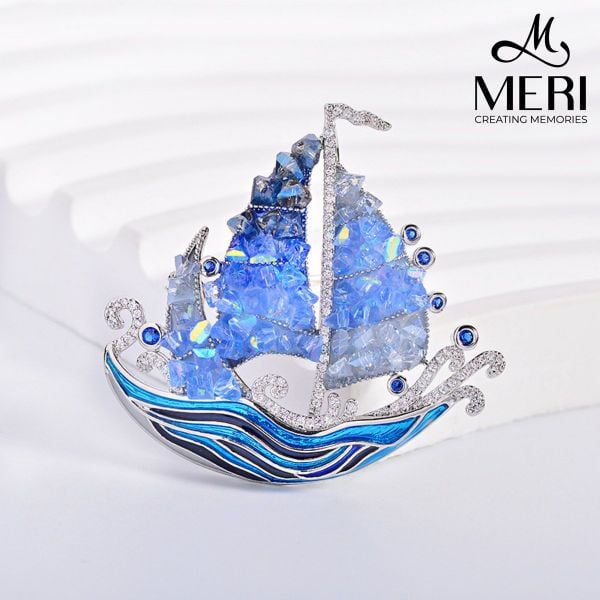 Cài Áo Nữ MERI Blue Sailboat