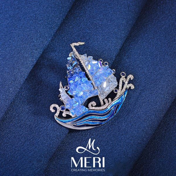 Cài Áo Nữ MERI Blue Sailboat