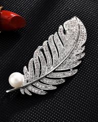 Cài Áo Lumina Feather