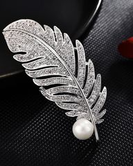 Cài Áo Lumina Feather