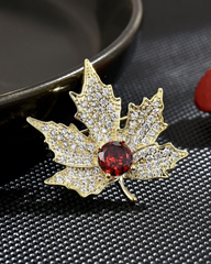Cài Áo Nữ Meri Maple Leaf