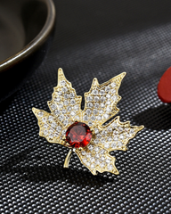 Cài Áo Nữ Meri Maple Leaf