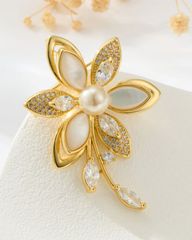 Cài Áo Petal Grace