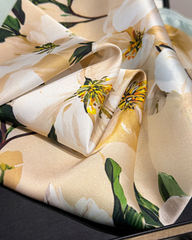 Khăn Choàng Floral Elegance